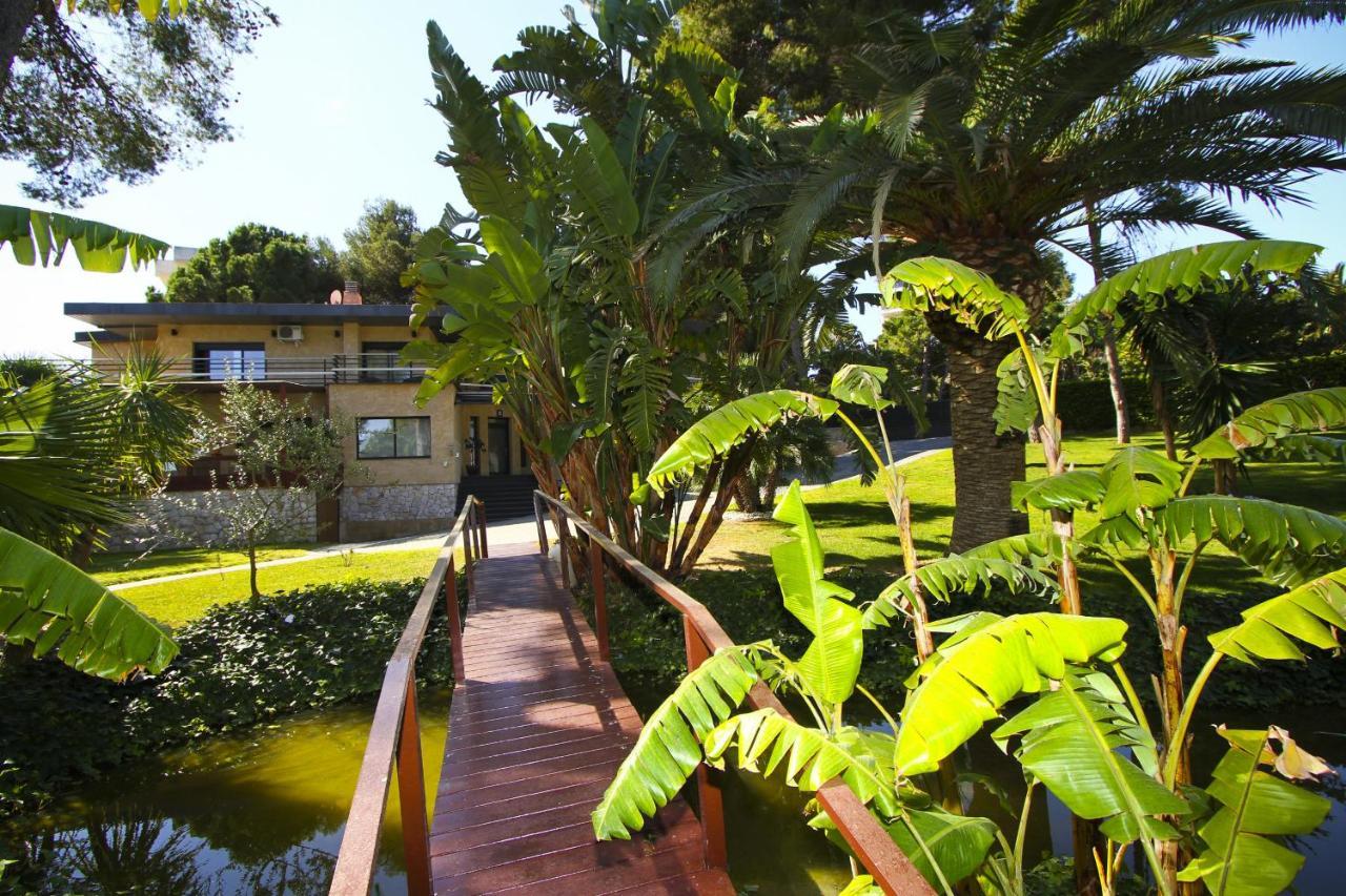 סאלו Villa Planet מראה חיצוני תמונה